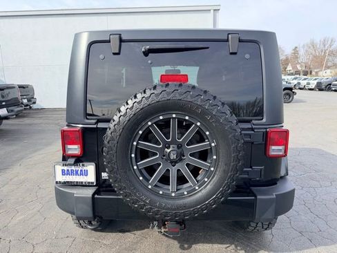 Used 2016 Jeep Wrangler Sahara w/ Trailer Tow Group AWD/4WD image 4