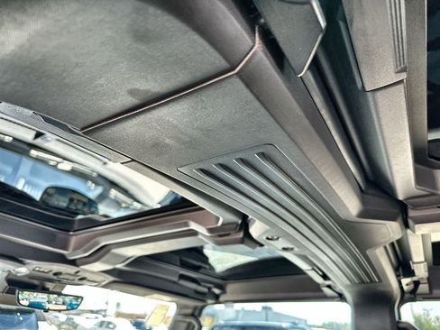 New 2026 GMC Hummer EV 4x4 Crew Cab image 19