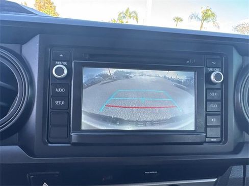 Used 2018 Toyota Tacoma SR image 23