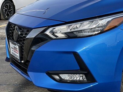 Certified 2022 Nissan Sentra SR w/ Trunk Package image 9