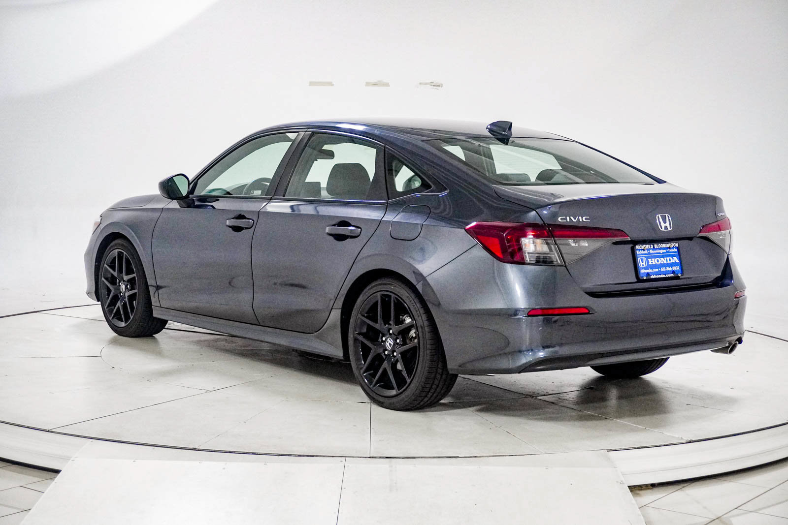 Used 2025 Honda Civic Sport image 6
