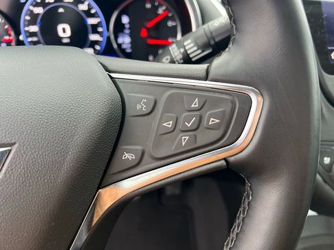 Used 2024 Chevrolet Malibu LT image 38