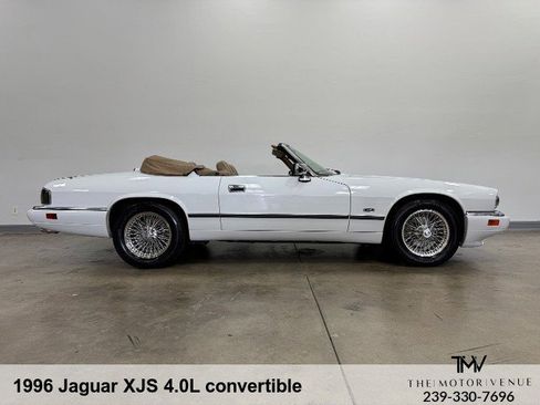 Used 1996 Jaguar XJS 4.0 Convertible image 16
