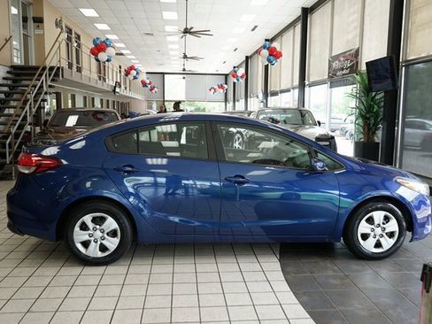 Used 2018 Kia Forte LX image 13