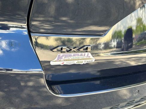 Certified 2024 Jeep Grand Cherokee Limited w/ Black Appearance Package image 29