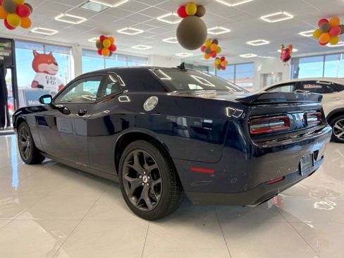 Used 2017 Dodge Challenger R/T Plus image 10