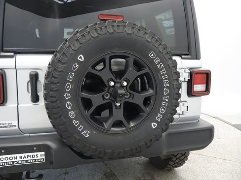 Certified 2023 Jeep Wrangler Unlimited Sport AWD/4WD image 19