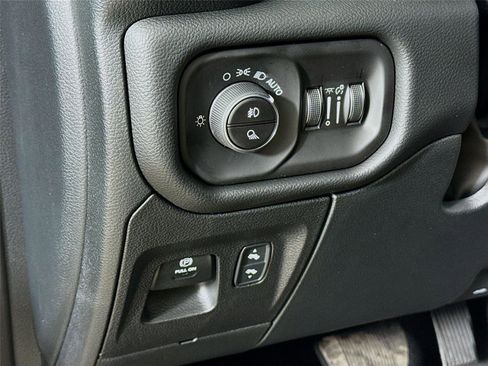 New 2026 RAM 1500 Big Horn AWD/4WD image 14