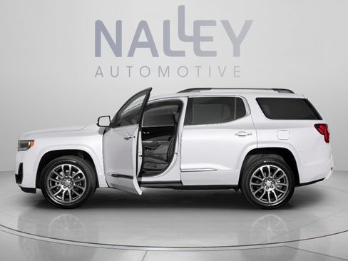Used 2023 GMC Acadia Denali w/ Denali Ultimate Package FWD image 2