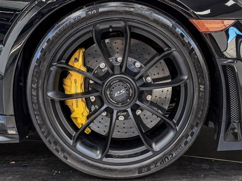 Used 2018 Porsche 911 GT2 RS RWD image 27