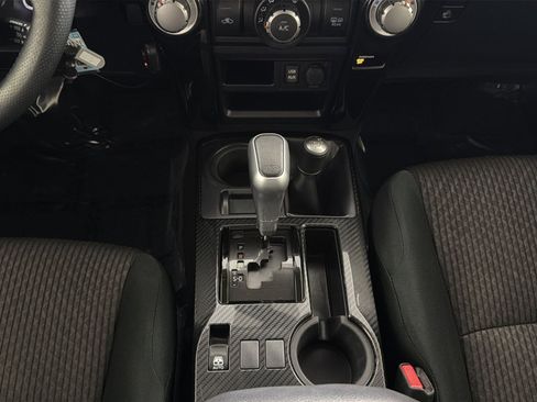 Used 2019 Toyota 4Runner TRD Off-Road image 21