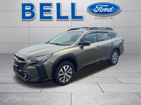 Used 2023 Subaru Outback Premium AWD/4WD image 9