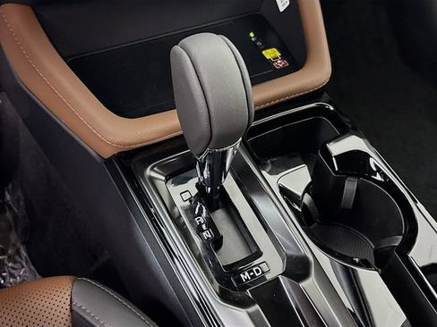 New 2026 Subaru Forester Touring AWD/4WD image 17