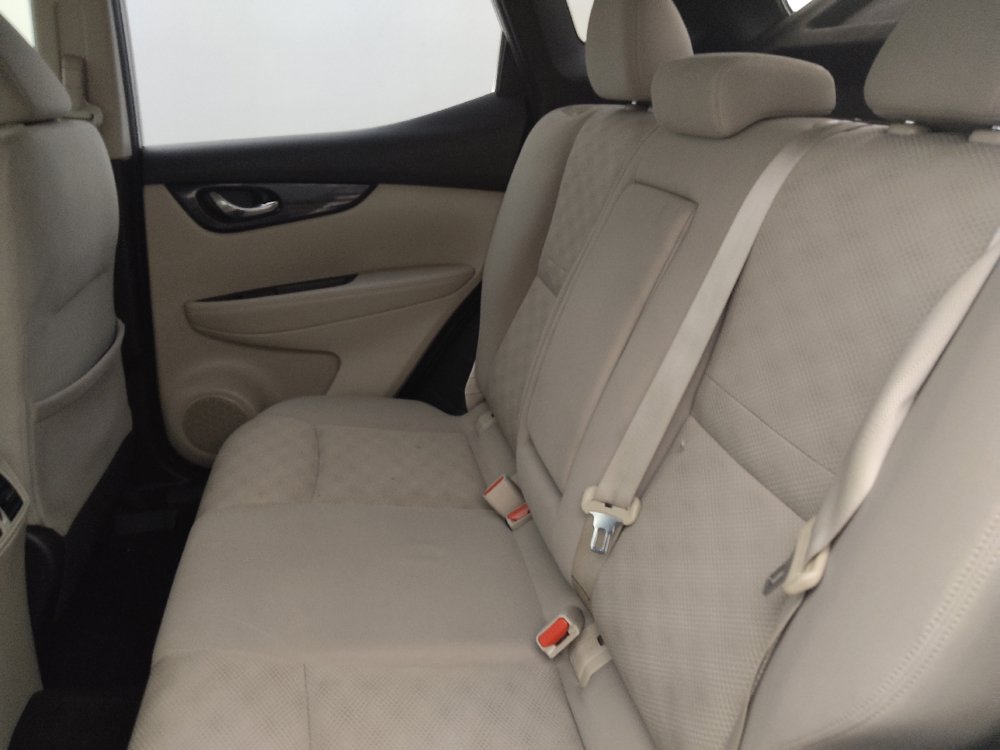 Used 2019 Nissan Rogue Sport SV FWD image 18