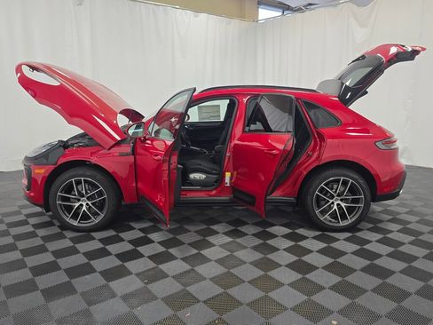 New 2026 Porsche Macan image 13