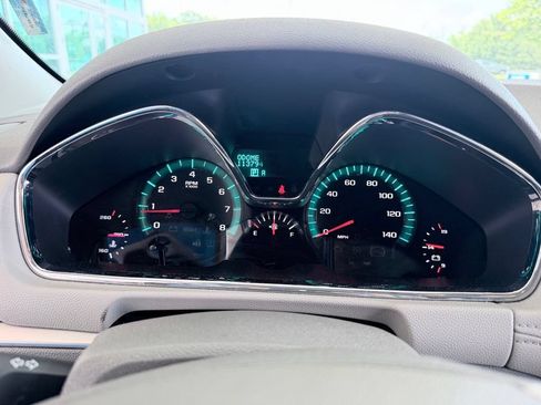 Used 2014 Chevrolet Traverse LT w/ All-Star Edition FWD image 7