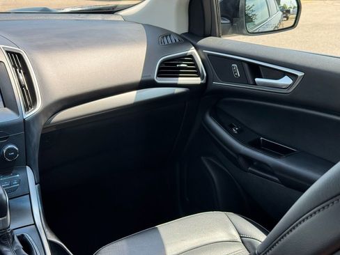 Used 2016 Ford Edge SEL w/ Equipment Group 201A AWD/4WD image 14