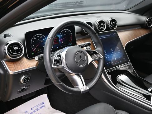 Used 2024 Mercedes-Benz C 300 Sedan image 18