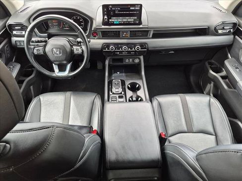 Certified 2023 Honda Pilot EX-L image 17