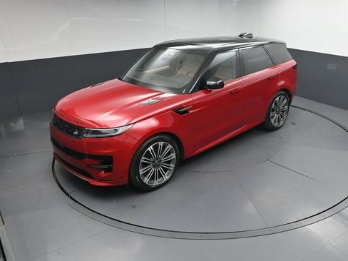 Used 2025 Land Rover Range Rover Sport Dynamic SE AWD/4WD image 31