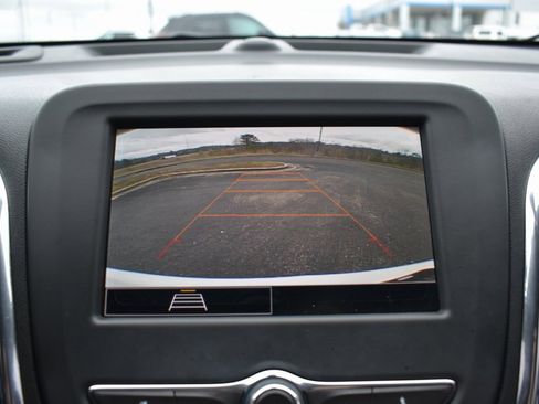 Used 2023 Chevrolet Equinox LT image 21