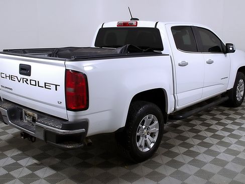 Used 2022 Chevrolet Colorado LT w/ Chrome Appearance Package RWD image 8