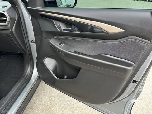 Used 2024 Chevrolet TrailBlazer ACTIV image 32