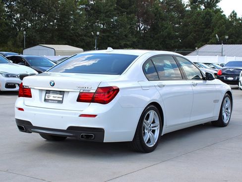 Used 2013 BMW 750Li image 7