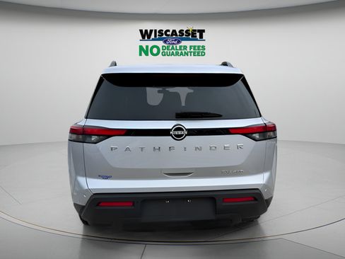 Used 2024 Nissan Pathfinder SV AWD/4WD image 28