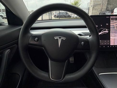 Used 2021 Tesla Model 3 Performance image 20