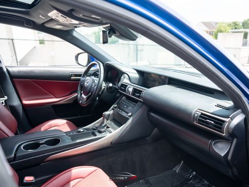 Used 2019 Lexus IS 300 F Sport w/ F Sport Package AWD/4WD image 15