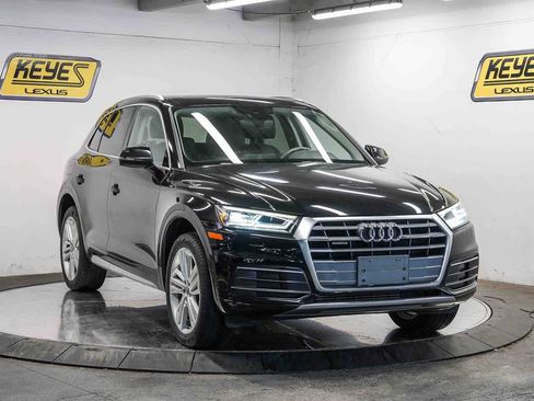 Used 2018 Audi Q5 2.0T Premium Plus w/ Premium Plus Package AWD/4WD image 5