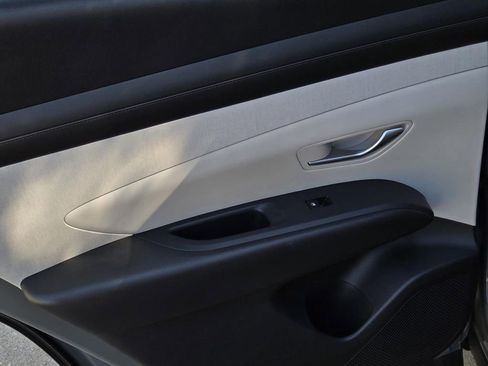 New 2026 Hyundai Tucson SEL FWD image 16