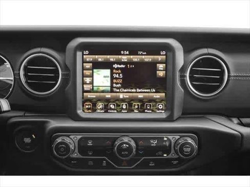 Used 2023 Jeep Wrangler Sahara w/ Cold Weather Group image 5