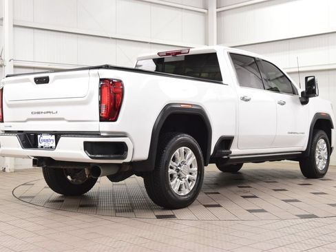 Used 2021 GMC Sierra 2500 Denali w/ Denali Ultimate Package AWD/4WD image 8