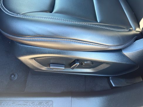 Used 2024 Ford Explorer XLT w/ Equipment Group 202A image 16