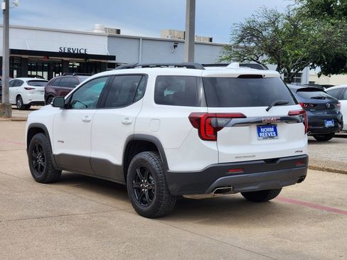 Used 2023 GMC Acadia AT4 w/ Technology Package AWD/4WD image 5