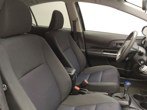 Used 2015 Toyota Prius C Two image 21