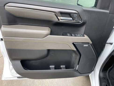 Used 2023 Chevrolet Silverado 1500 ZR2 w/ Technology Package image 16