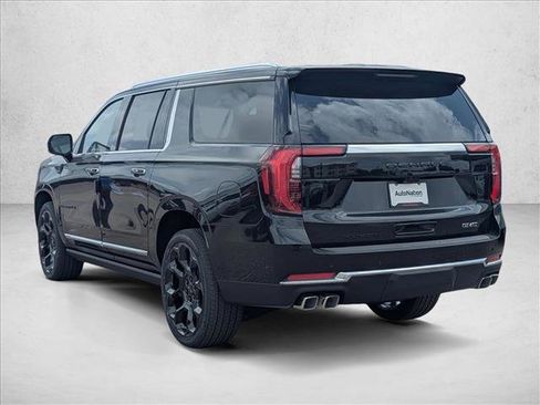 New 2026 GMC Yukon XL Denali w/ Denali Reserve Package AWD/4WD image 9