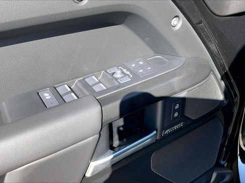 New 2026 Land Rover Defender 110 X AWD/4WD image 23