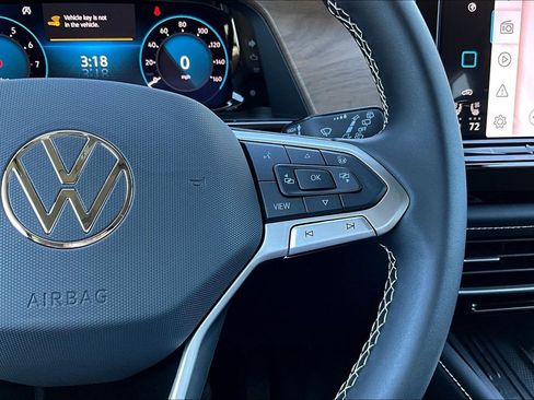 New 2026 Volkswagen Atlas SE image 11