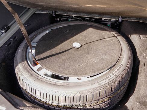 Used 2017 Land Rover Range Rover LWB SV Autobiography image 73