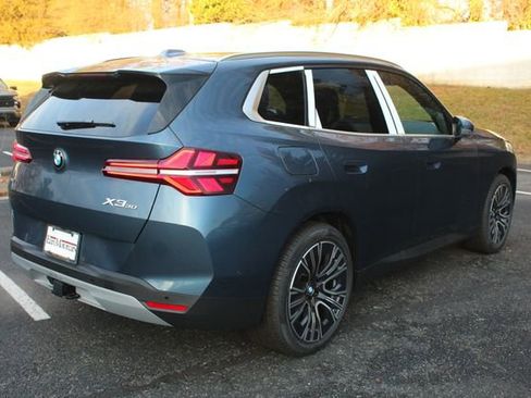 Used 2026 BMW X3 xDrive30 w/ Premium Package image 9