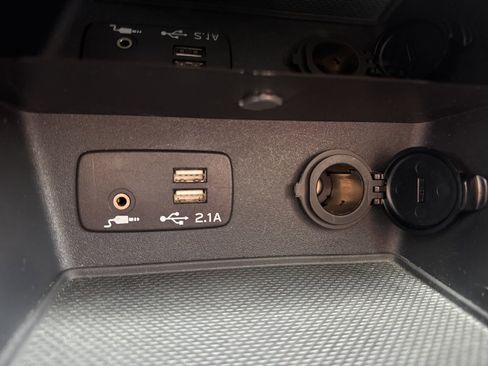 Used 2020 Subaru Forester Touring image 30