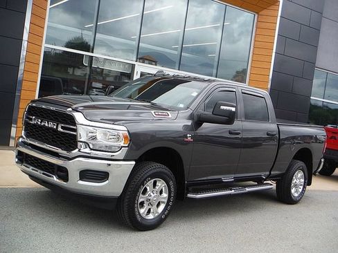 Certified 2024 RAM 2500 Tradesman w/ Chrome Appearance Group AWD/4WD image 1