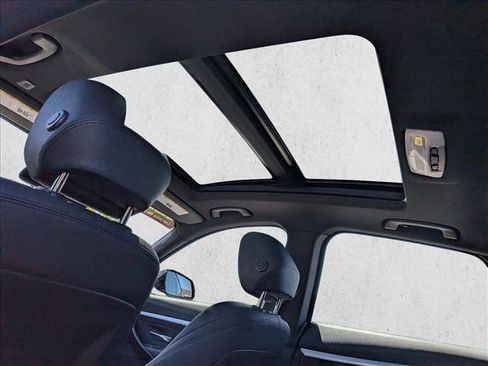 Used 2018 BMW 330i Gran Turismo xDrive AWD/4WD image 20