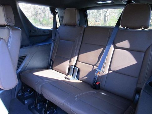 Used 2023 Chevrolet Tahoe High Country image 29