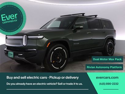 Used 2025 Rivian R1S Adventure