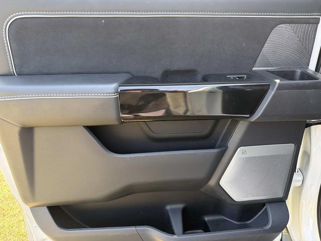 Certified 2023 Ford F150 Lightning Platinum AWD/4WD image 19